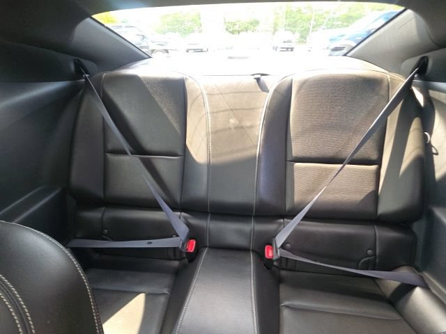 Used 2010 Chevrolet Camaro SS RWD image 26