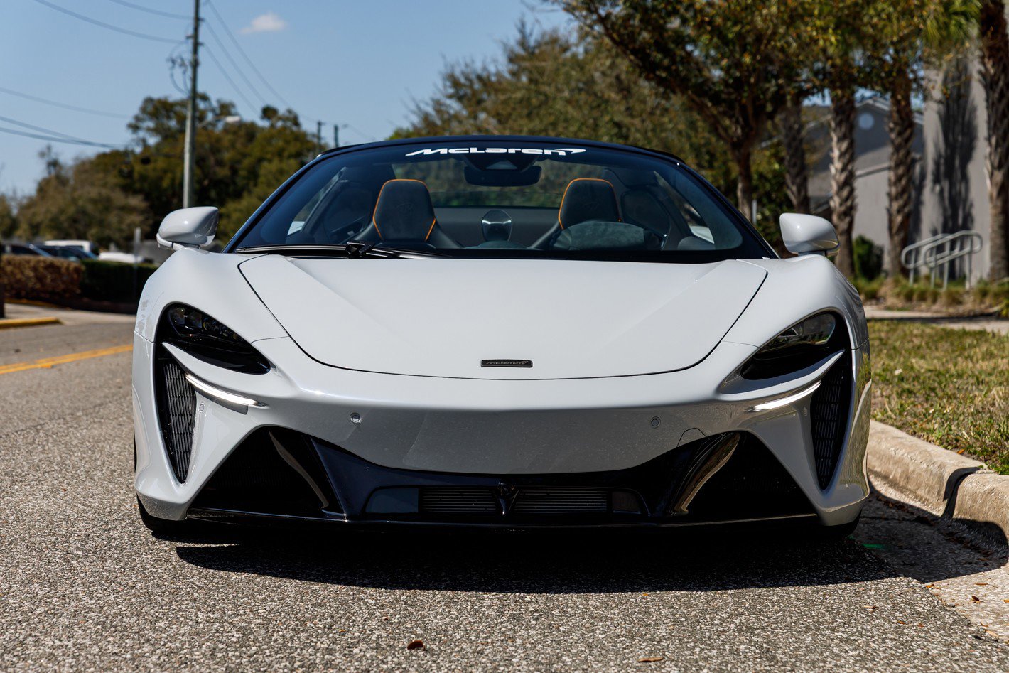 New 2025 McLaren Artura Spider image 7