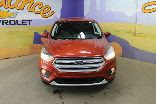 Used 2019 Ford Escape SE FWD image 3