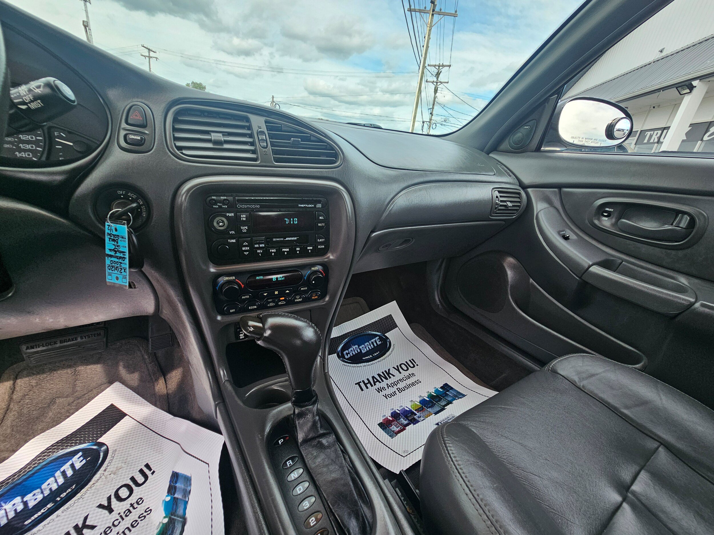 Used 2000 Oldsmobile Intrigue GL FWD image 15