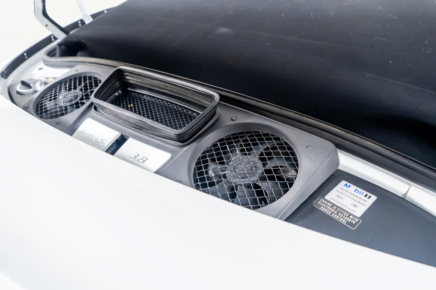 Used 2016 Porsche 911 Turbo S image 53