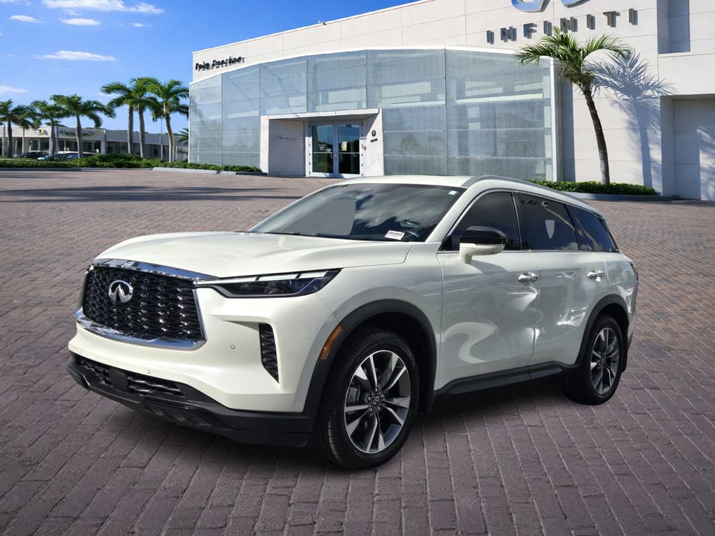 Certified 2023 INFINITI QX60 Luxe w/ Cargo Package image 3