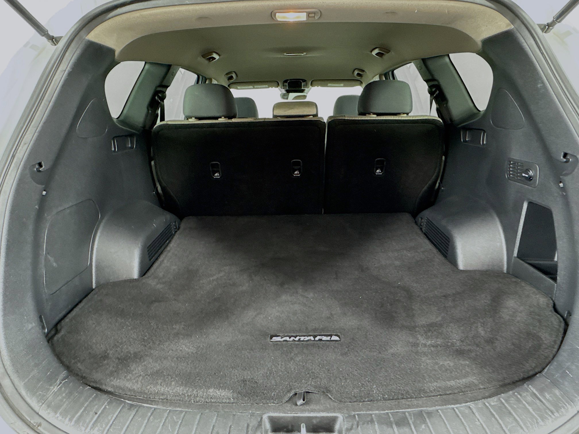 Used 2022 Hyundai Santa Fe SEL w/ Cargo Package image 25