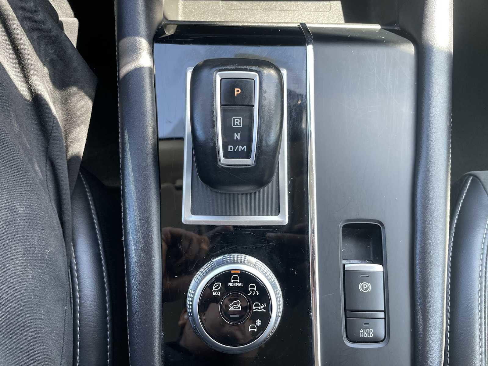 Used 2024 Mitsubishi Outlander SE image 20
