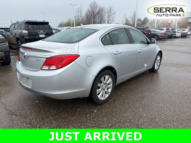 Used 2013 Buick Regal Leather image 3