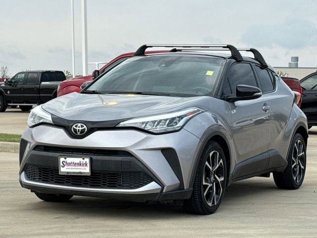 Used 2020 Toyota C-HR XLE image 3