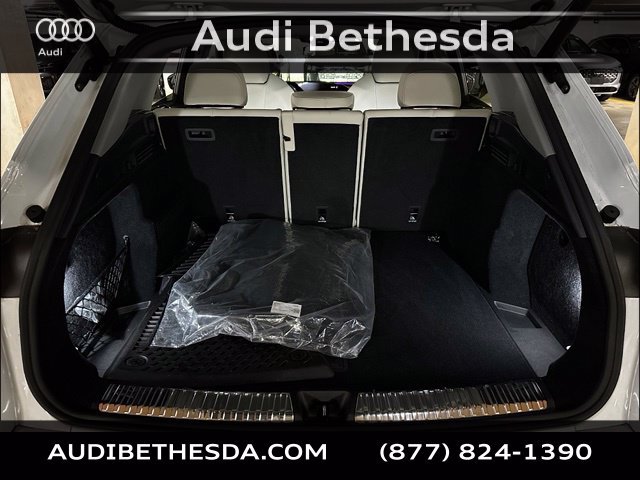 Certified 2025 Audi Q5 Premium w/ Premium Plus AWD/4WD image 10
