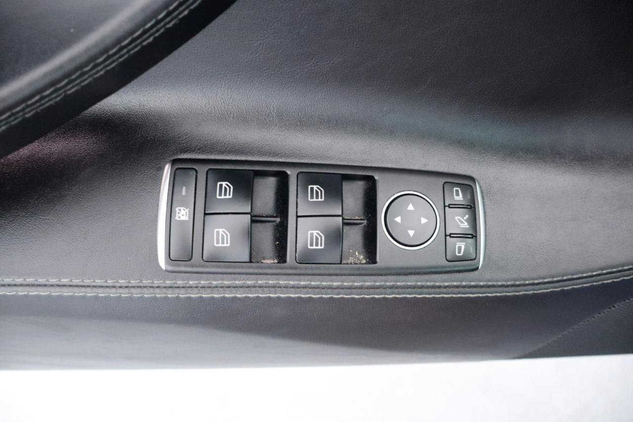 Used 2018 Tesla Model S 100D AWD/4WD image 27