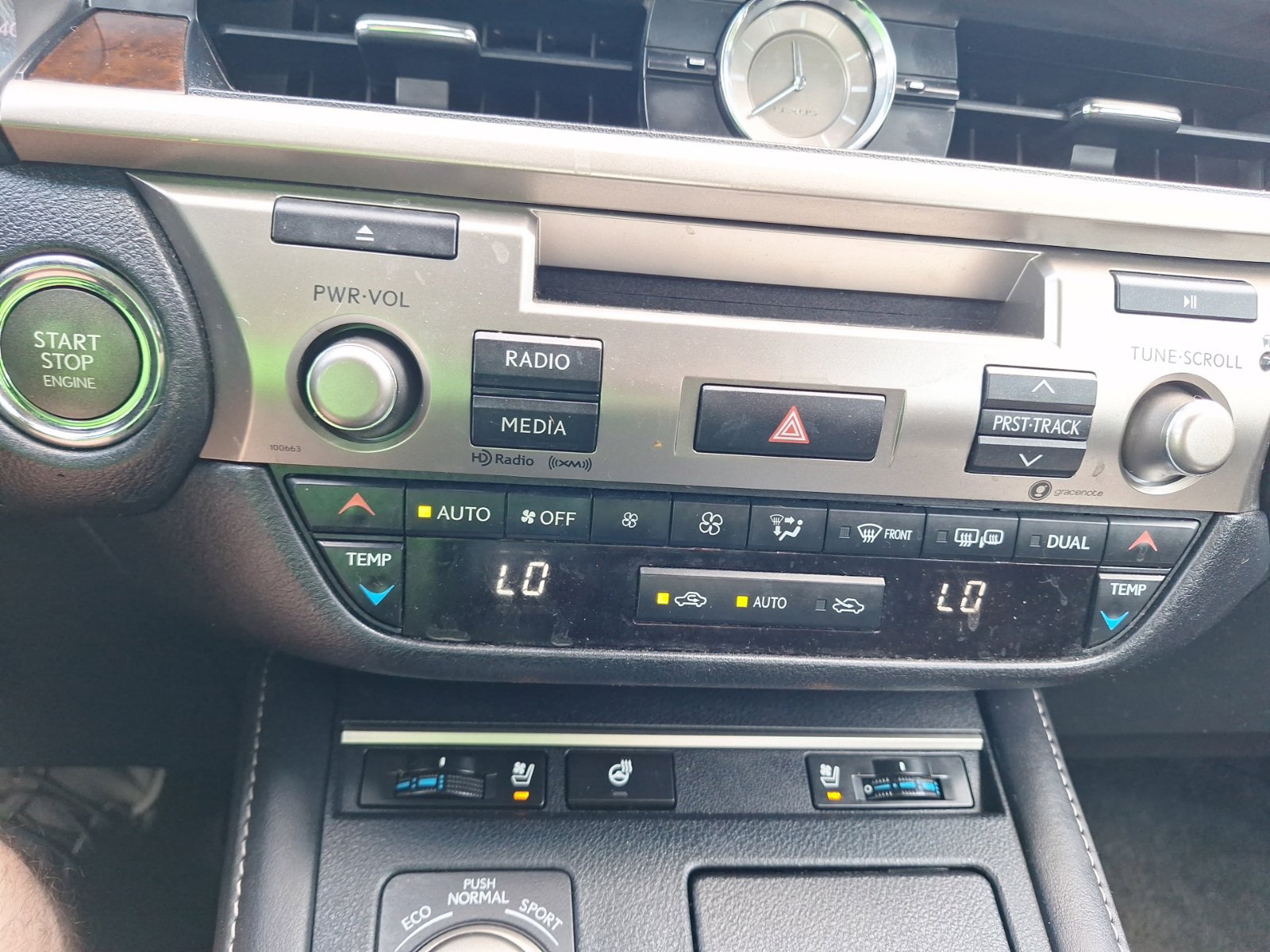 Used 2017 Lexus ES 350 w/ Premium Package FWD image 25