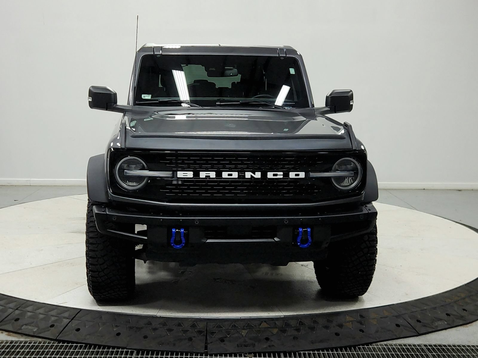 Used 2024 Ford Bronco Wildtrak AWD/4WD image 3
