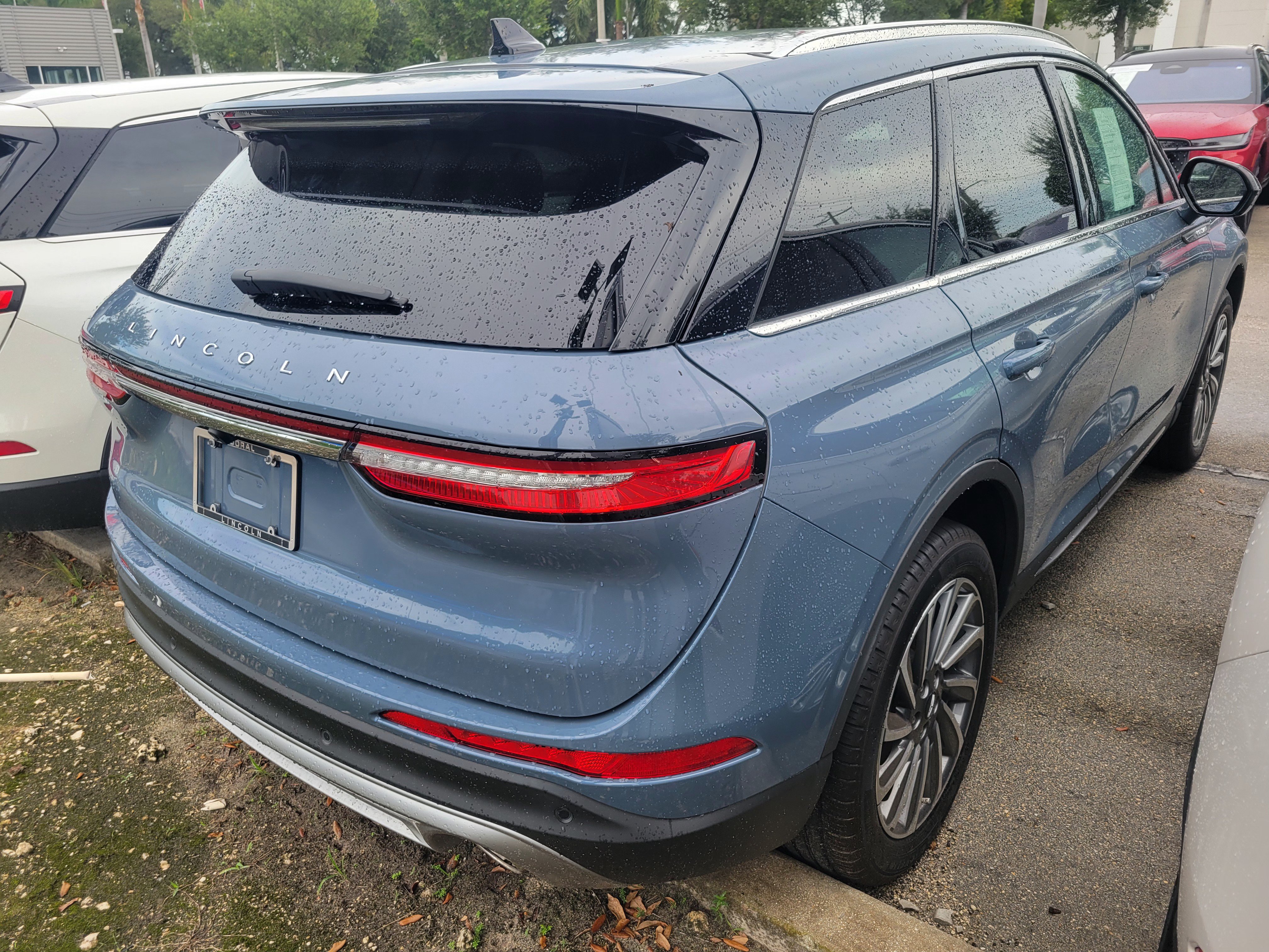 Certified 2024 Lincoln Corsair Reserve FWD image 4