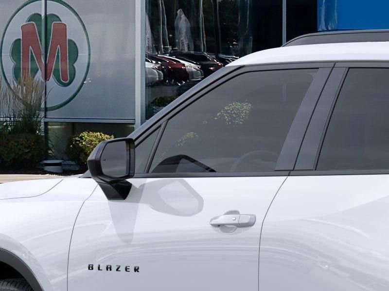 New 2025 Chevrolet Blazer LT w/ Convenience Package image 12