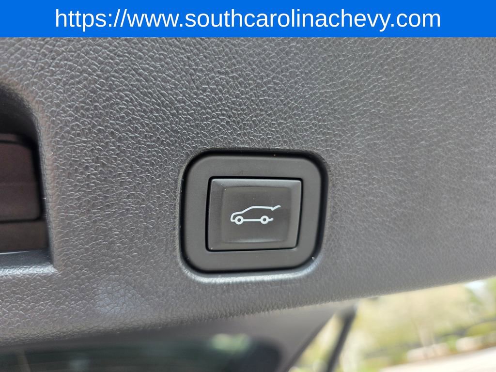 Used 2025 GMC Acadia Elevation image 37