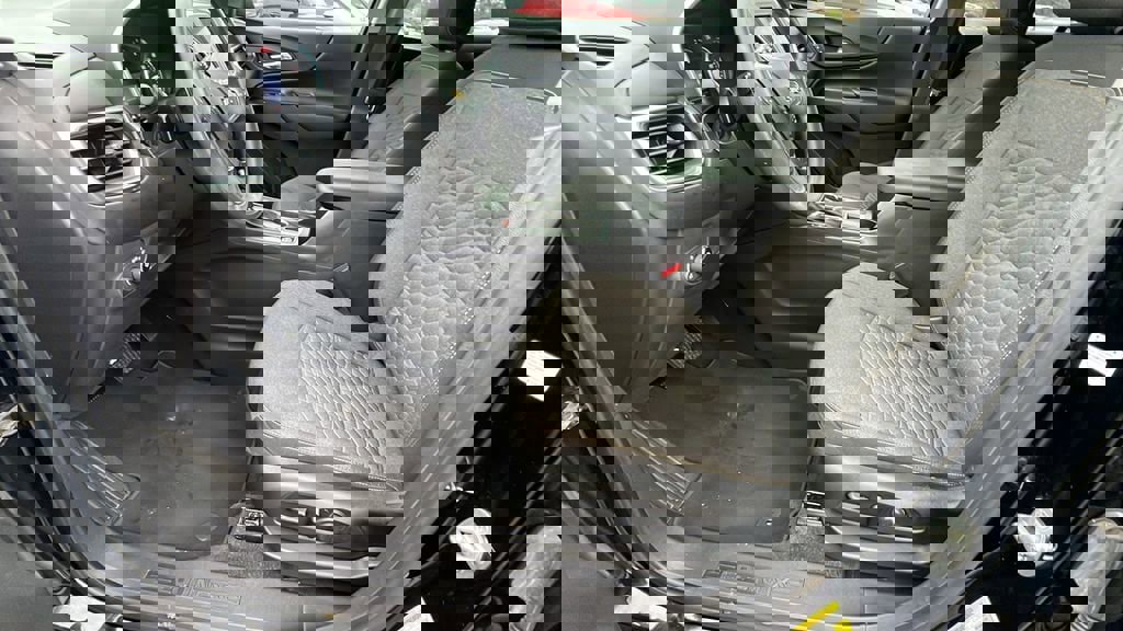 Used 2020 Chevrolet Equinox LT image 13