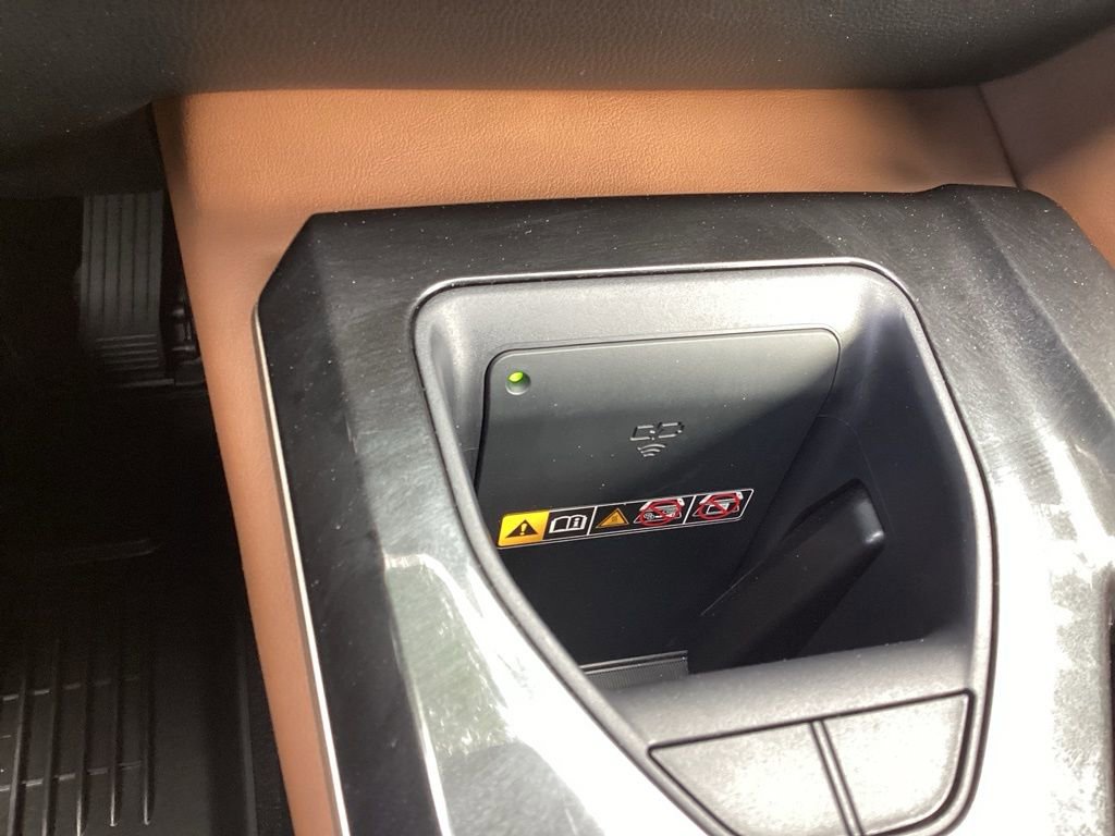 Used 2025 Toyota Crown Signia image 16