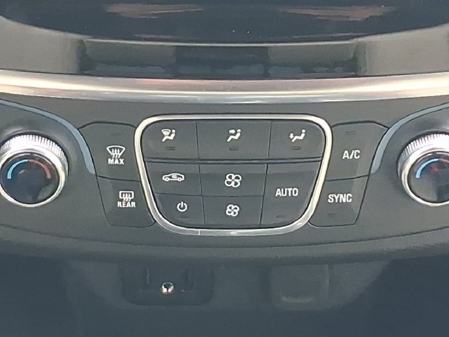 Used 2024 Chevrolet Traverse LS FWD image 5