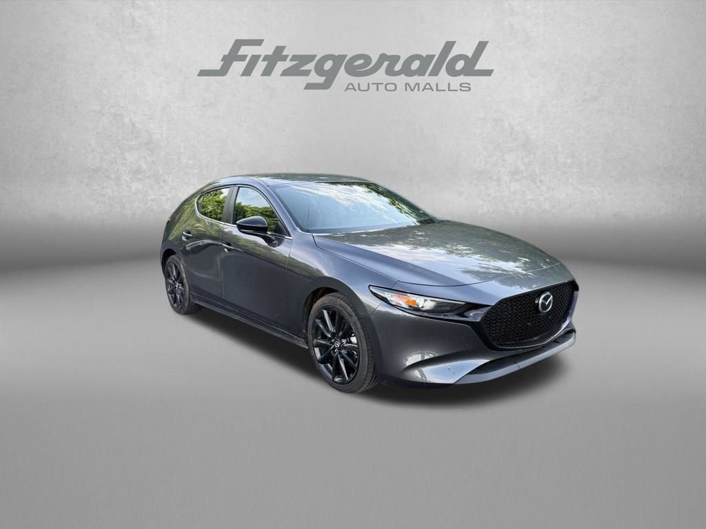 Used 2024 MAZDA MAZDA3 s FWD image 1