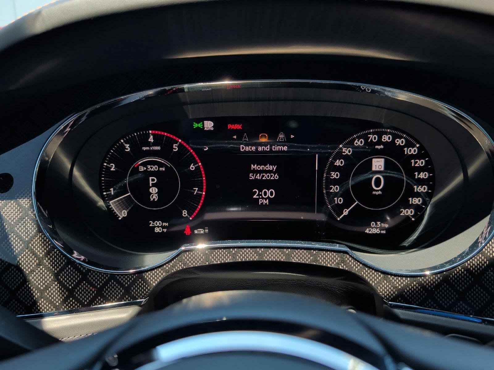 Used 2025 Bentley Bentayga AWD/4WD image 25