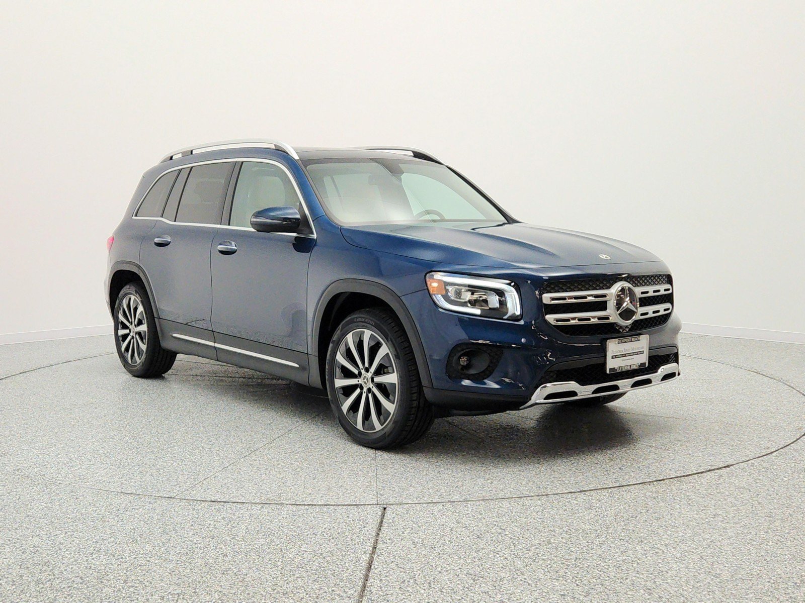 Used 2022 Mercedes-Benz GLB 250 image 3