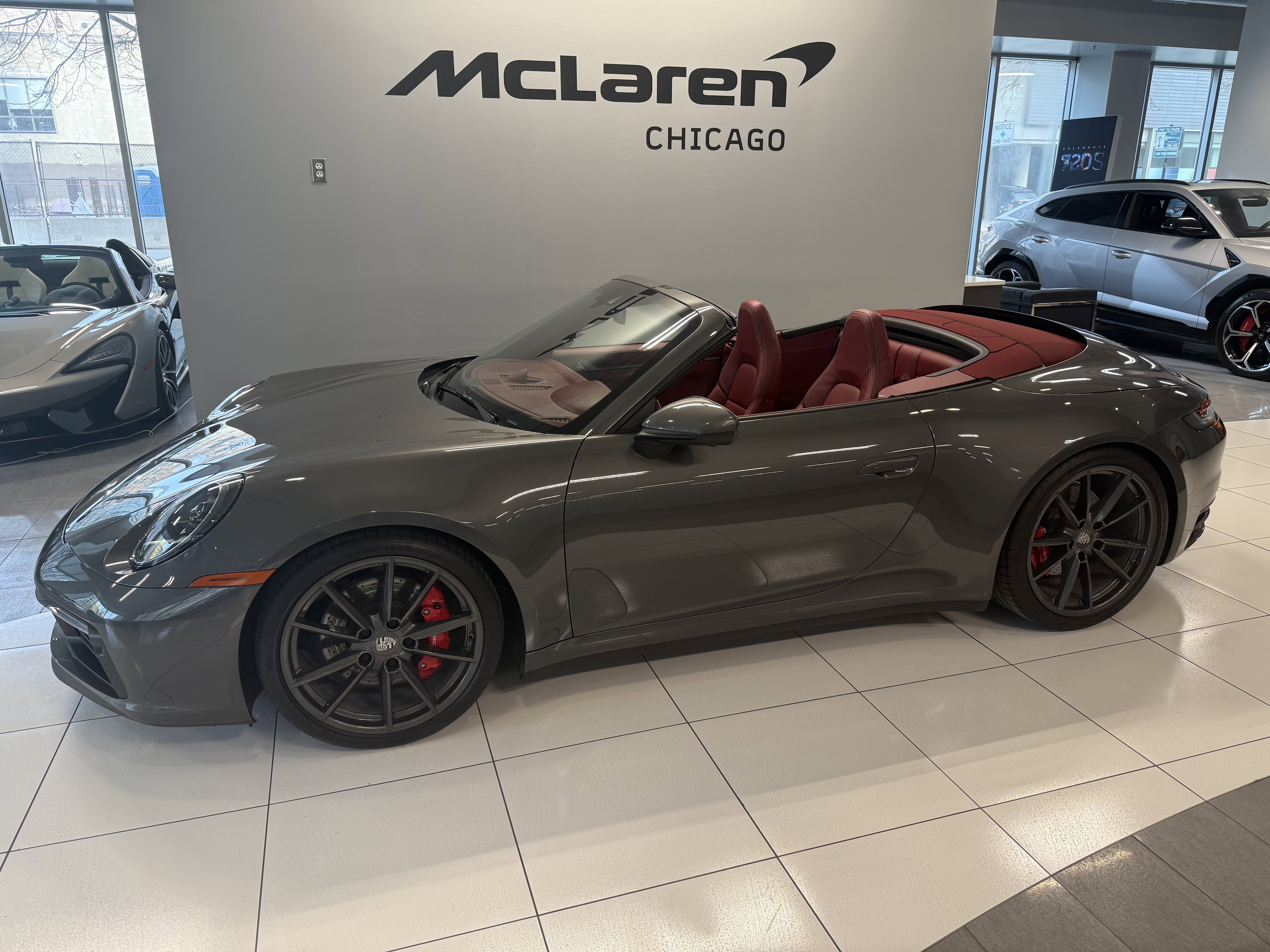 Used 2021 Porsche 911 image 6