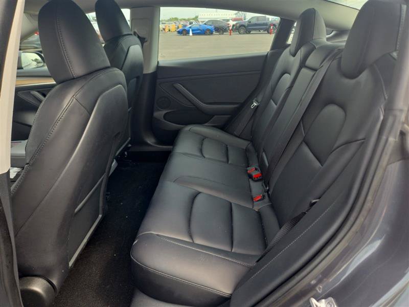Used 2023 Tesla Model 3 Standard Range RWD image 6