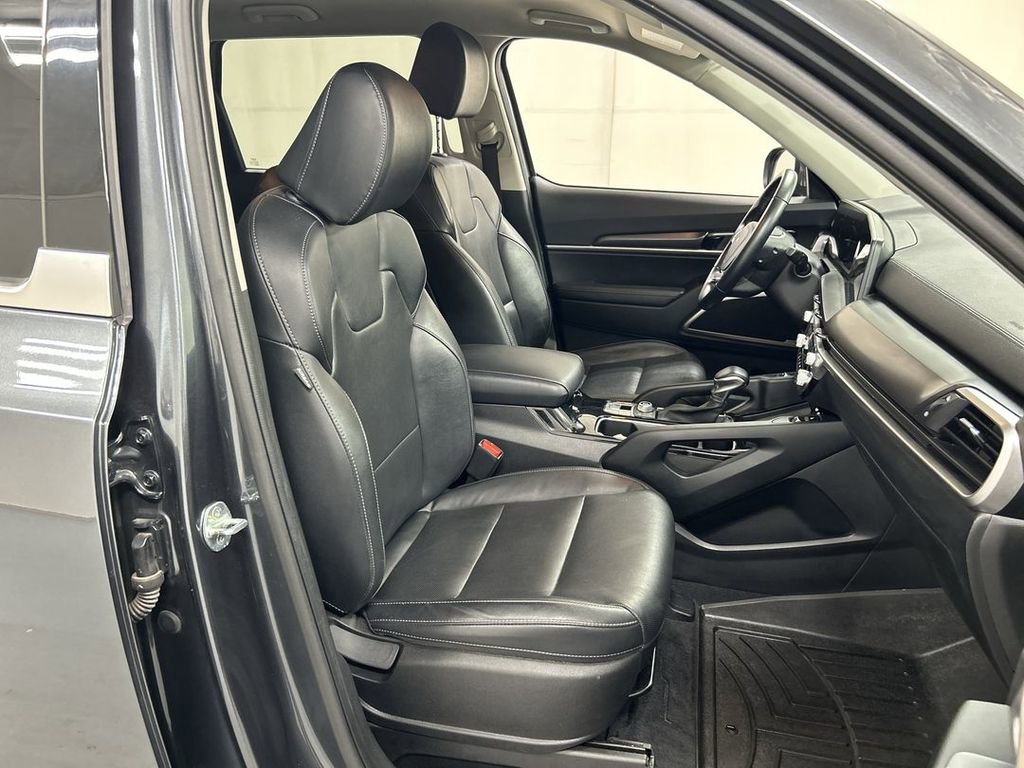 Used 2023 Kia Telluride S AWD/4WD image 24