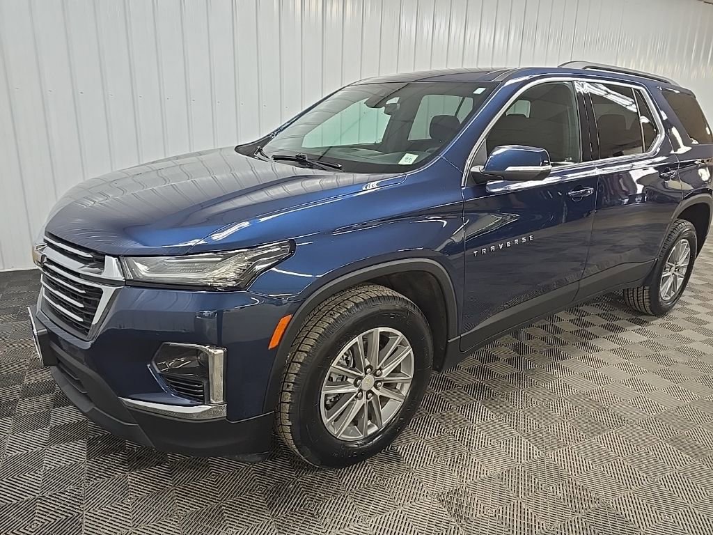Used 2023 Chevrolet Traverse LT image 8
