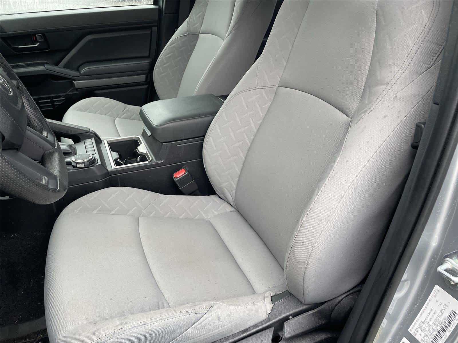 Used 2024 Toyota Tacoma SR5 AWD/4WD image 12