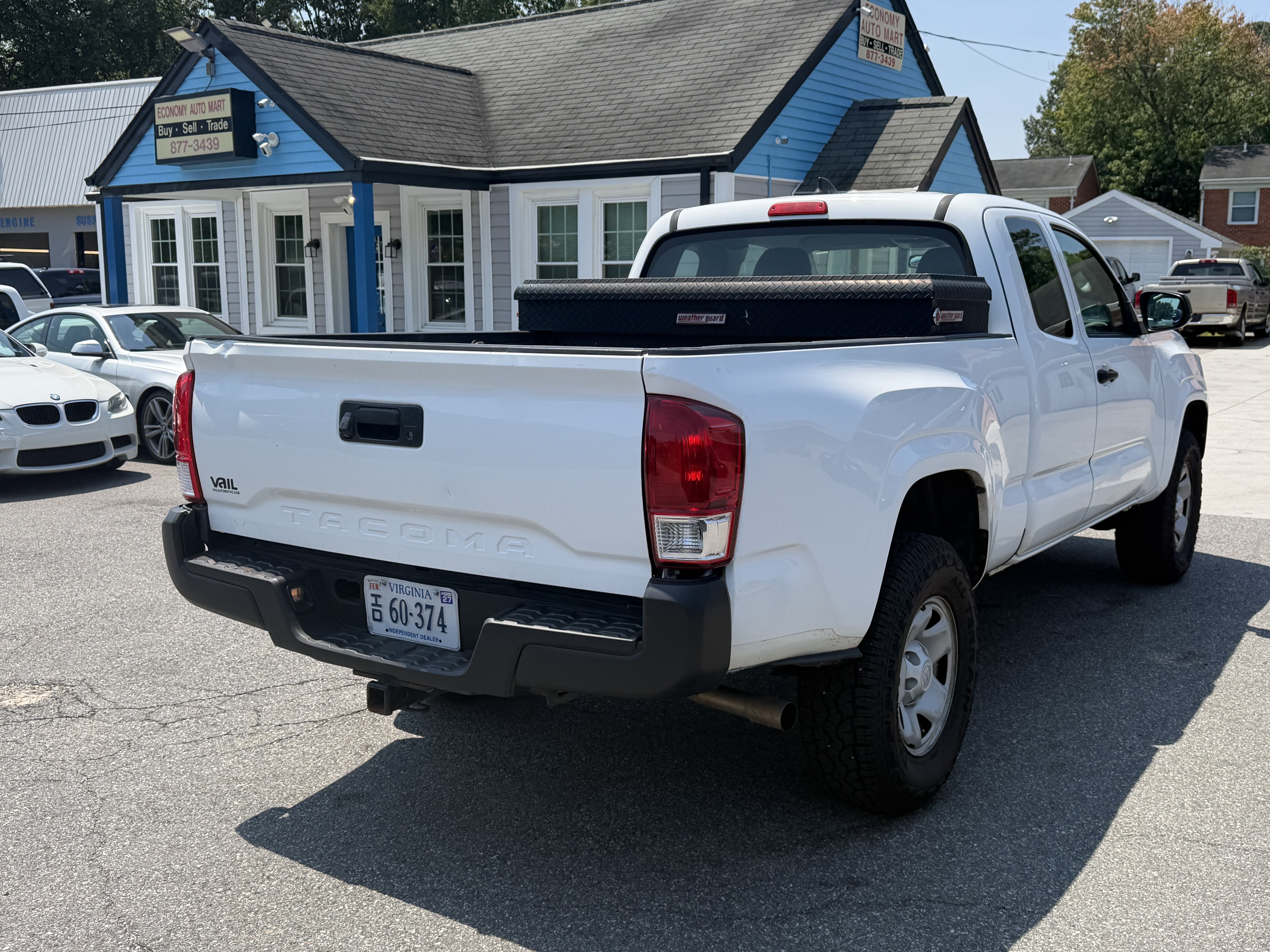 Used 2016 Toyota Tacoma SR RWD image 5