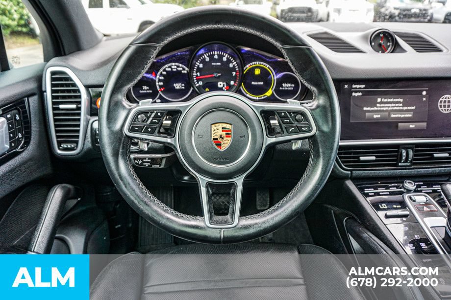 Used 2022 Porsche Cayenne Platinum Edition AWD/4WD image 27