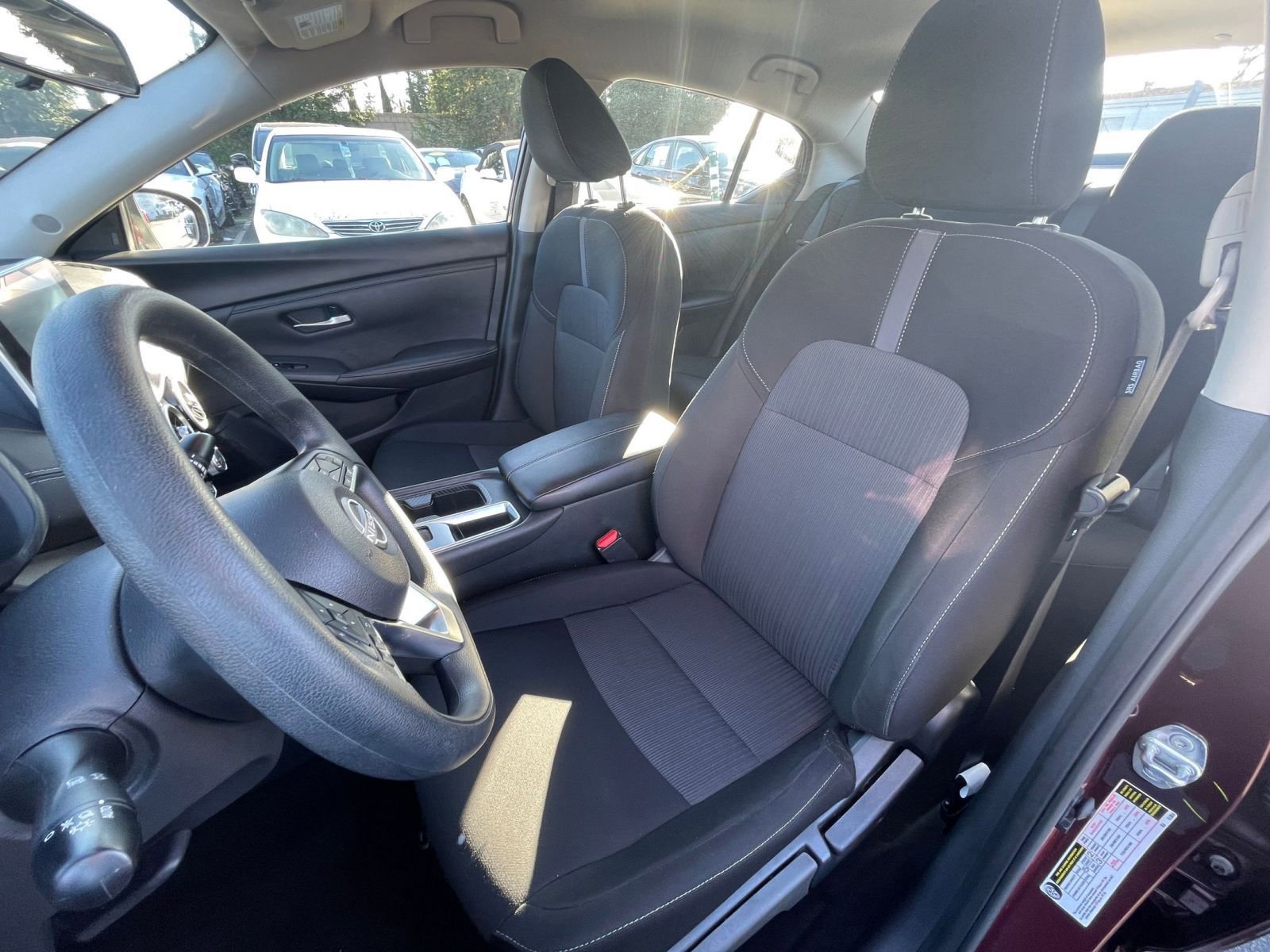 Used 2025 Nissan Sentra SV image 31