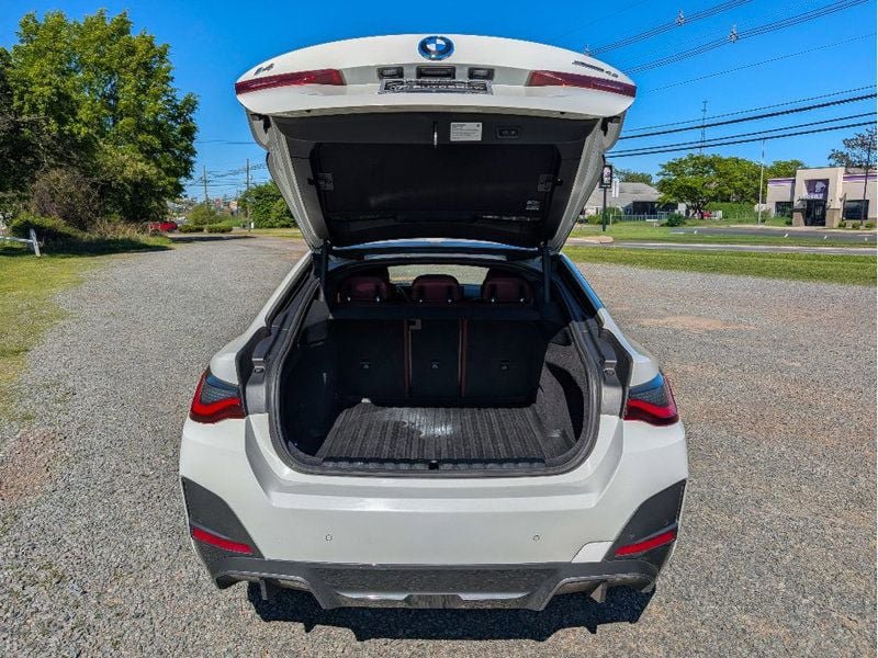 Used 2024 BMW i4 xDrive40i w/ M Sport Package AWD/4WD image 7