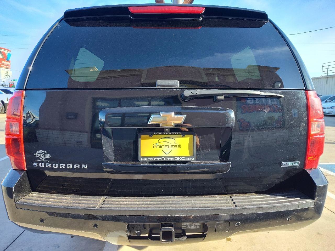 Used 2011 Chevrolet Suburban LT w/ Regional Value Package image 5