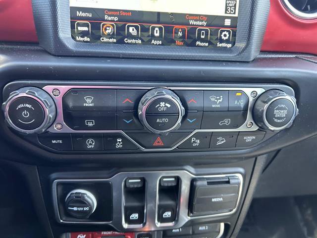 Used 2020 Jeep Wrangler Rubicon w/ LED Lighting Group AWD/4WD image 31
