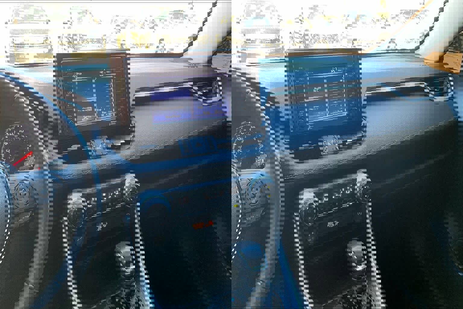 Used 2021 Toyota RAV4 XLE Premium w/ Carpet Mat Package (TMS) image 15