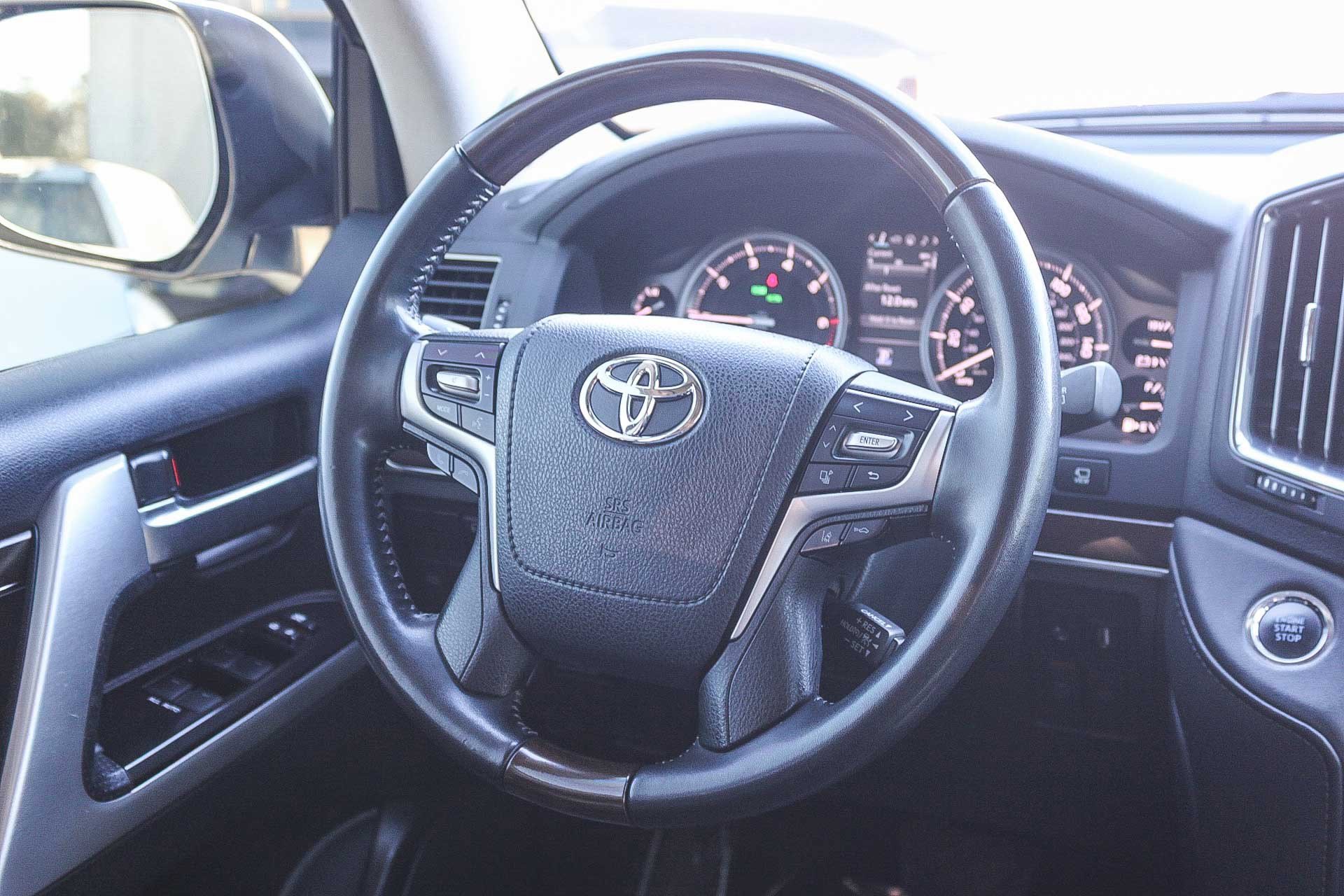 Certified 2021 Toyota Land Cruiser image 16