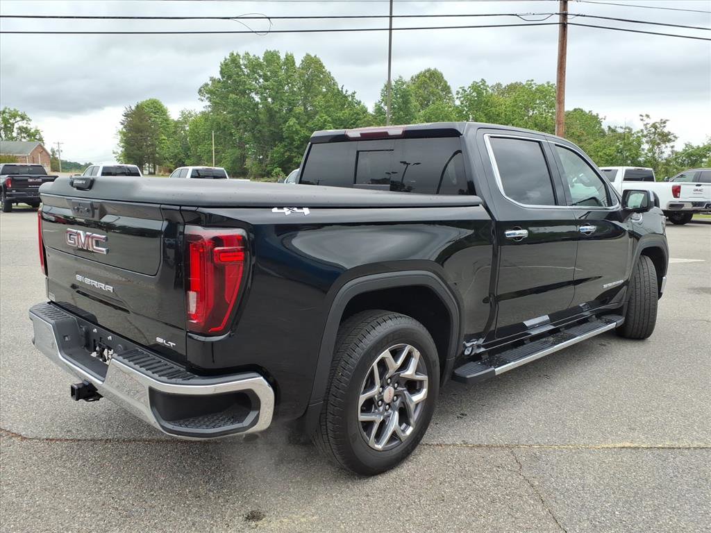 Used 2022 GMC Sierra 1500 SLT w/ SLT Convenience Package AWD/4WD image 4