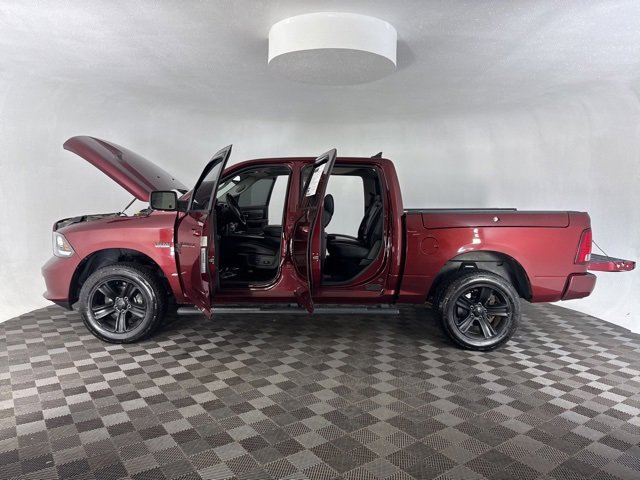 Used 2018 RAM 1500 Sport w/ Sport Premium Group image 9