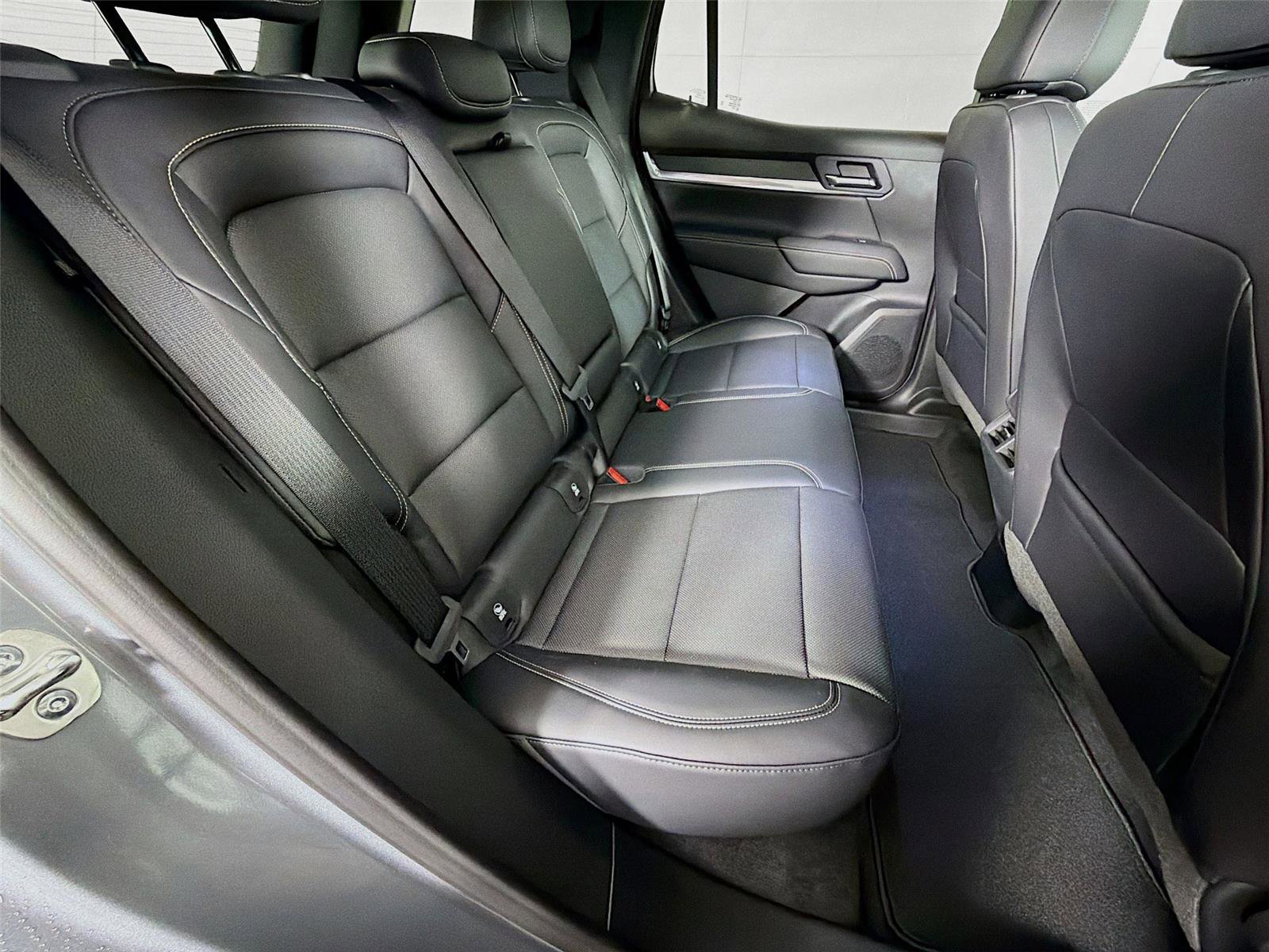 New 2026 GMC Terrain Elevation w/ Elevation Premium Package image 28