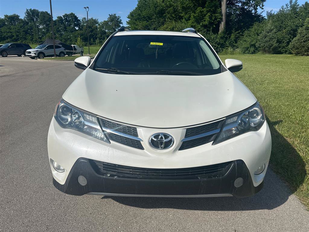 Used 2014 Toyota RAV4 Limited AWD/4WD image 2