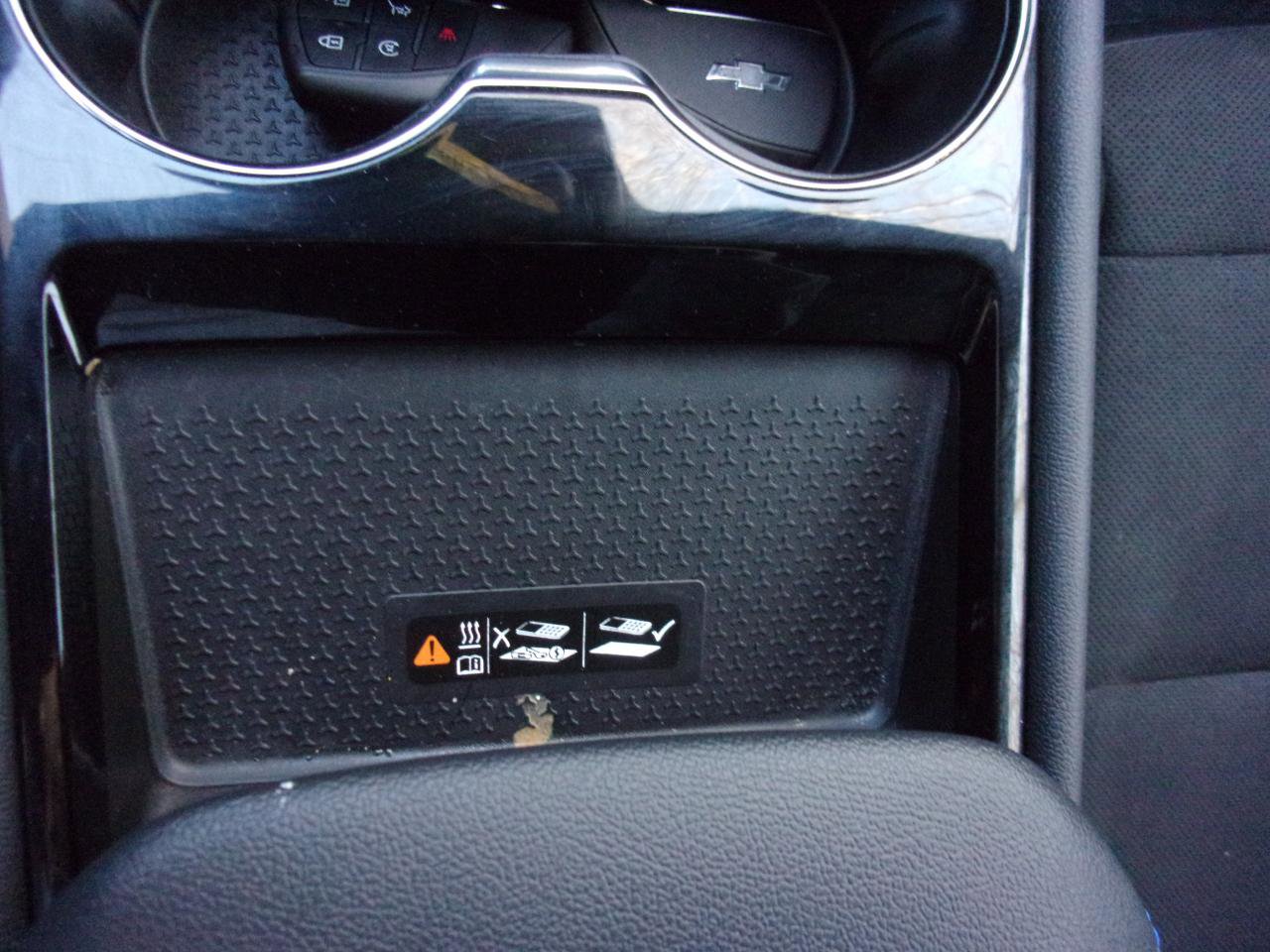 Used 2024 Chevrolet Blazer EV RS image 31