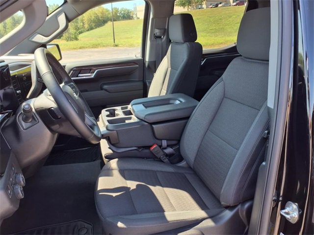 Used 2025 Chevrolet Silverado 1500 LT image 48