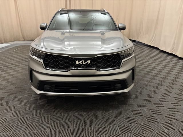 Used 2022 Kia Sorento SX Prestige w/ Panoramic Sunroof Package AWD/4WD image 2
