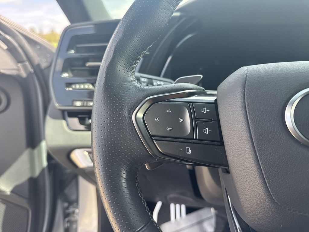 Used 2023 Lexus RX 500h F Sport image 17