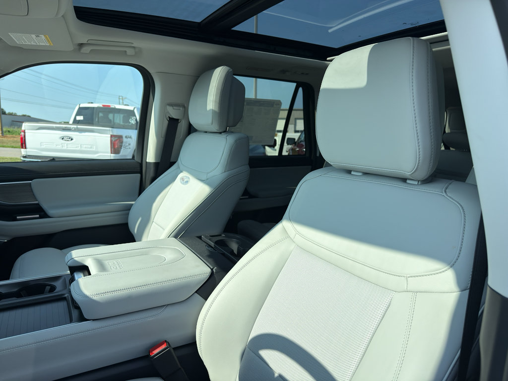 New 2027 Ford Expedition Max Platinum AWD/4WD image 14