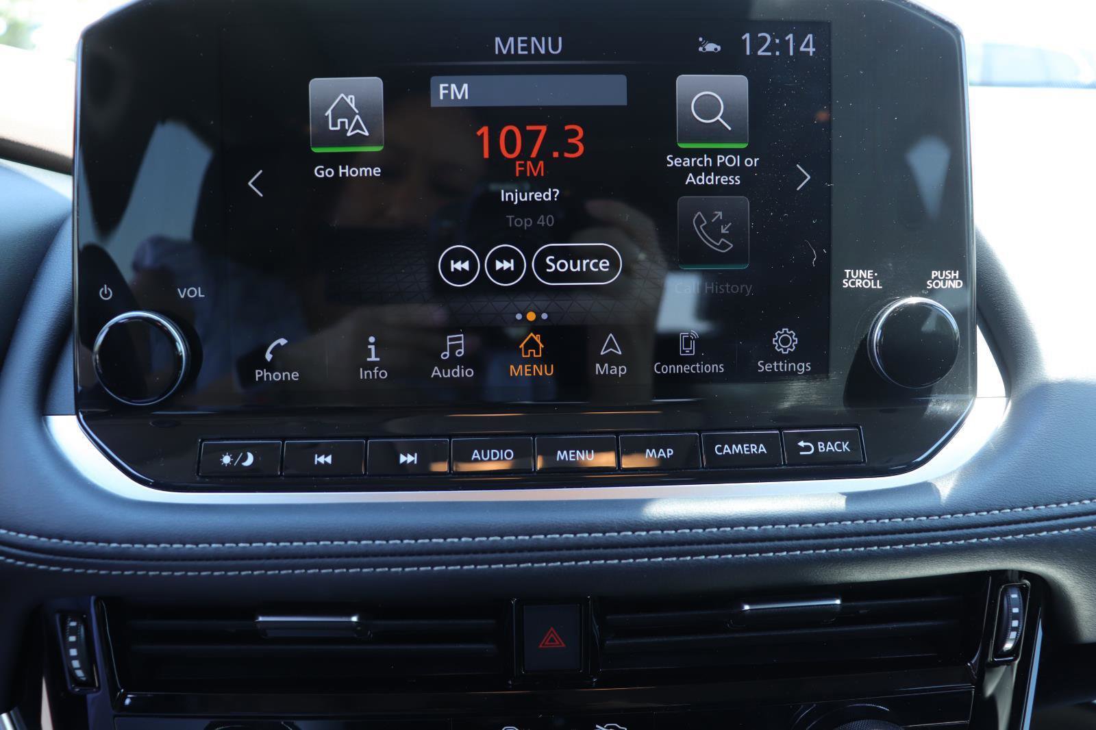 Used 2023 Nissan Rogue SL w/ SL Premium Package image 32