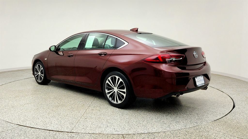 Used 2018 Buick Regal Essence w/ Driver Confidence Package #1 FWD image 7