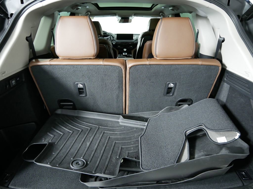 Used 2024 Acura MDX SH-AWD w/ Advance Package image 17