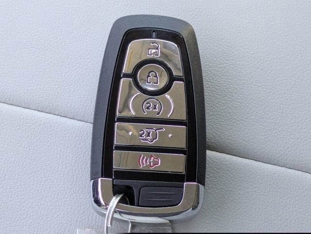 New 2026 Lincoln Nautilus Premier image 28