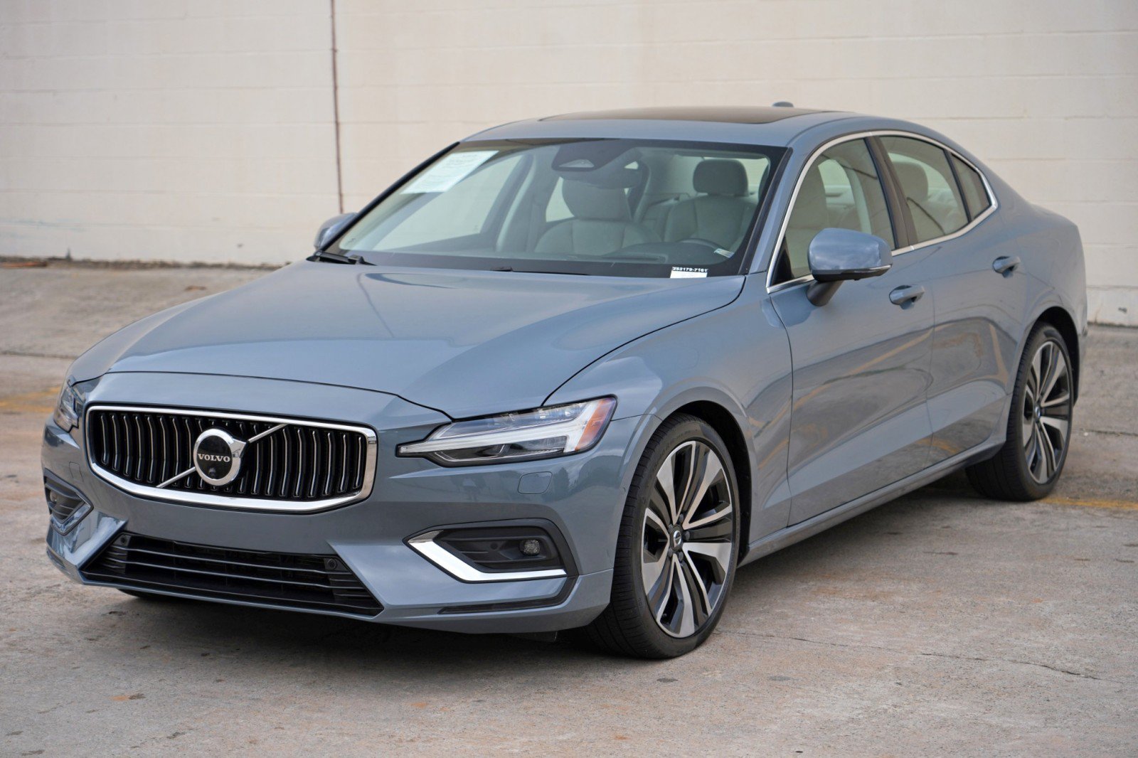 Used 2023 Volvo S60 B5 Ultimate w/ Climate Package FWD image 48